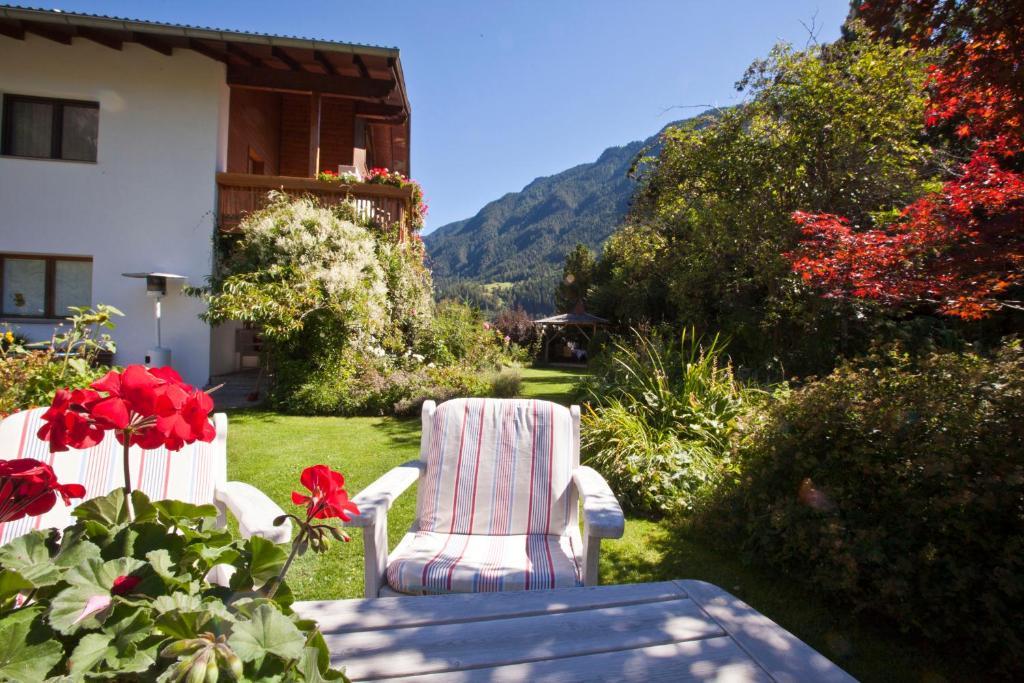 Hotel Haus Schuchter Pfunds Exterior foto